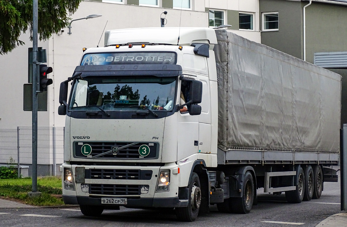 Санкт-Петербург, № В 262 СР 98 — Volvo ('2002) FH12.400