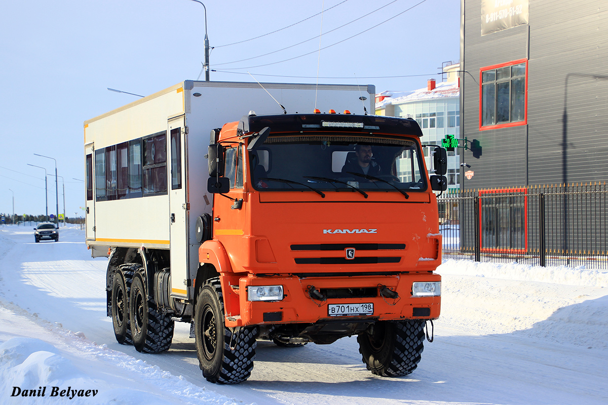 Санкт-Петербург, № В 701 НХ 198 — КамАЗ-43118-50