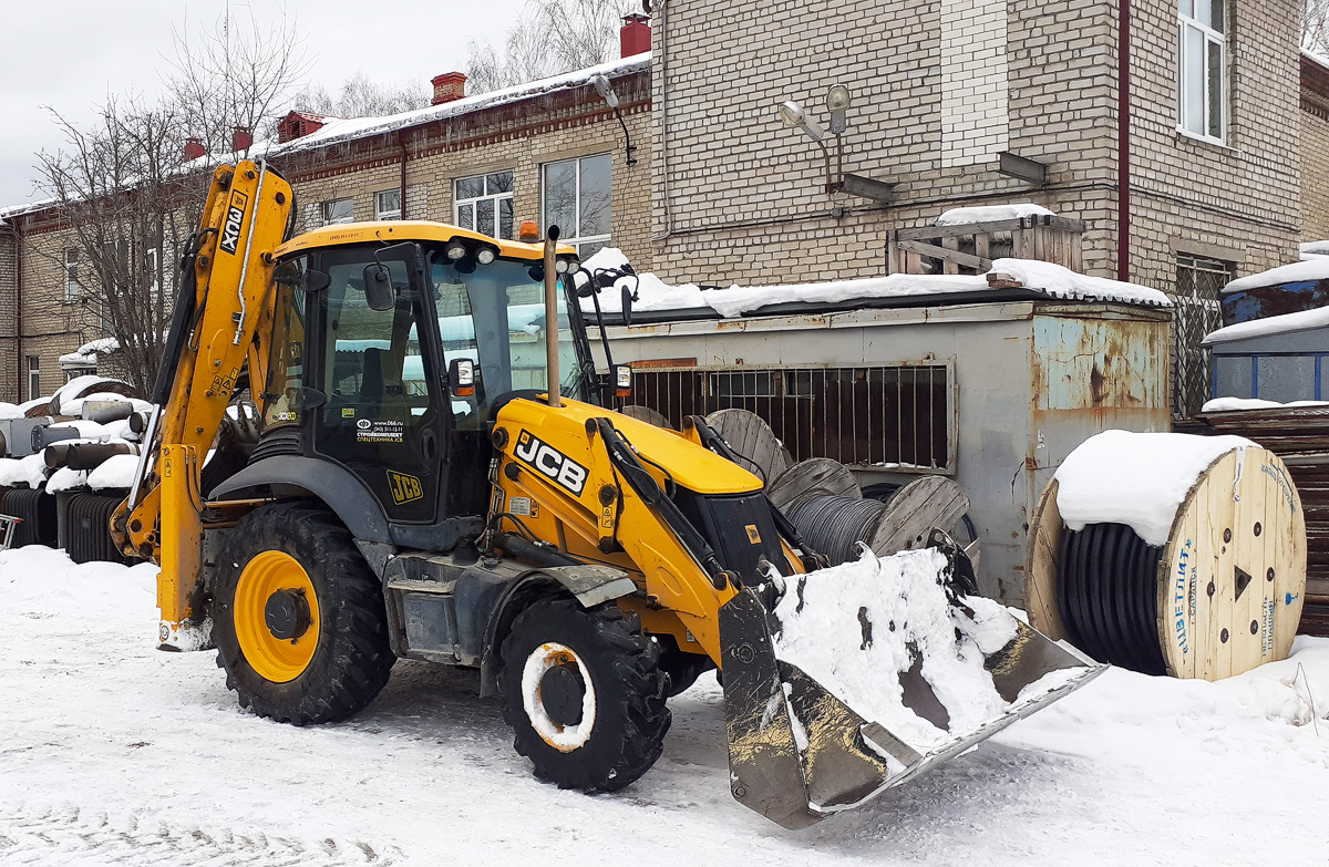 Свердловская область, № 3010 СС 66 — JCB 3CX