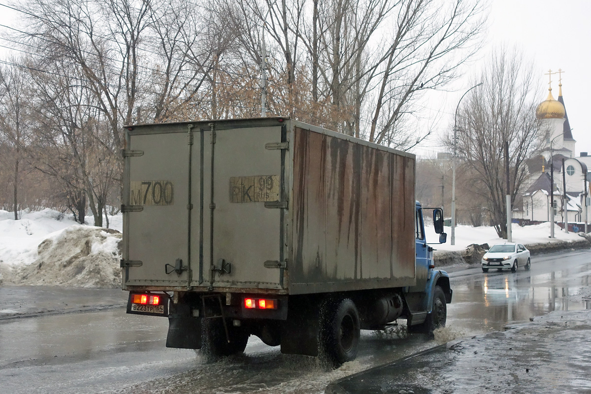 Саратовская область, № В 223 ТР 164 — ЗИЛ-433112