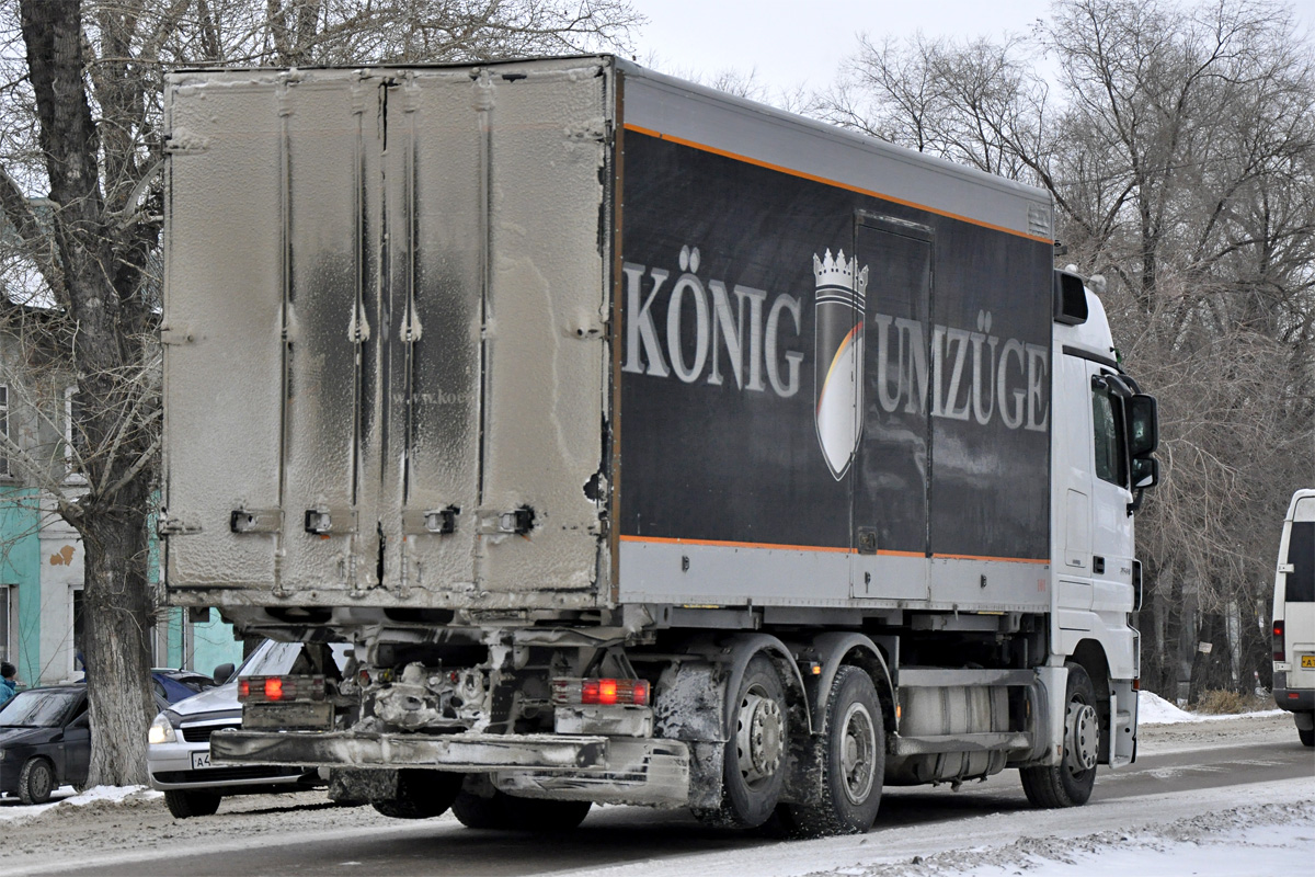 Алтайский край, № Р 348 ТТ 22 — Mercedes-Benz Actros ('2009) 2544