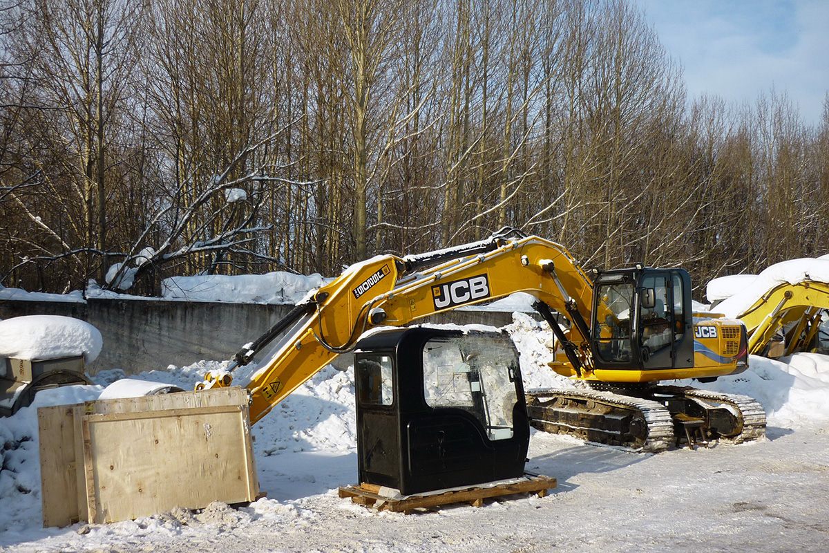 Архангельская область, № 8807 МК 22 — JCB JS205 SC/LC