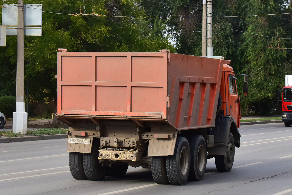 Волгоградская область, № В 825 КР 134 — КамАЗ-65115 [651150]