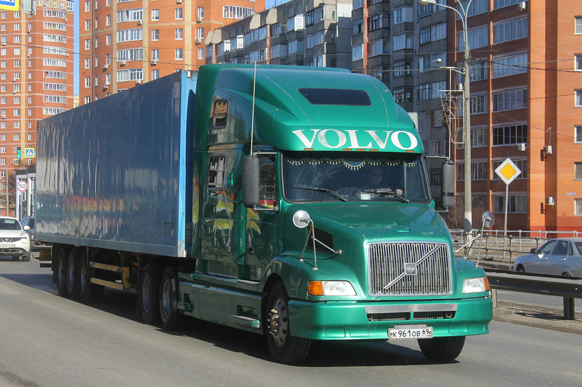 Тверская область, № К 961 ОВ 69 — Volvo VNL610