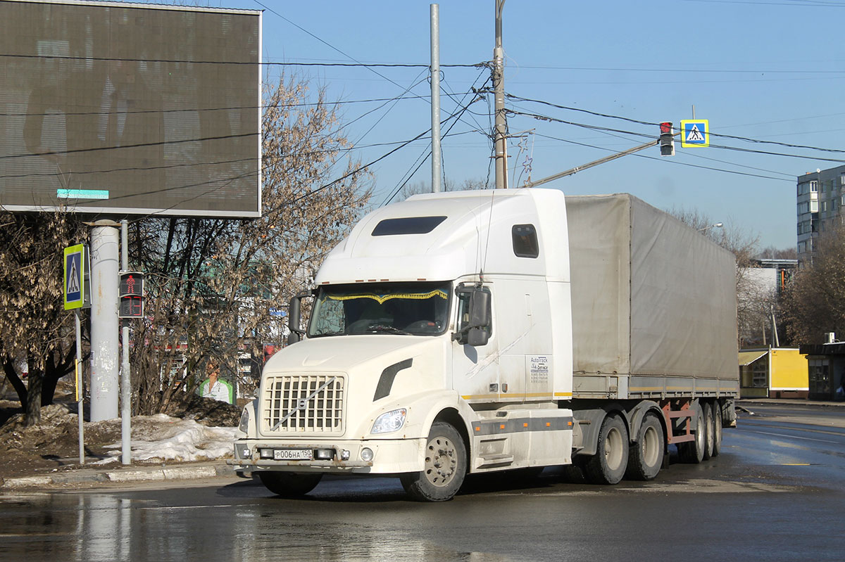 Московская область, № Р 006 НА 150 — Volvo VNL670