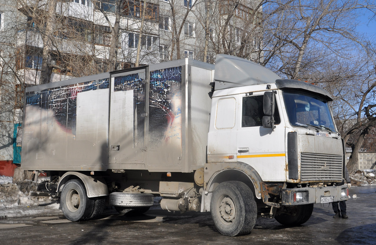 Свердловская область, № Е 280 СА 196 — МАЗ-533603