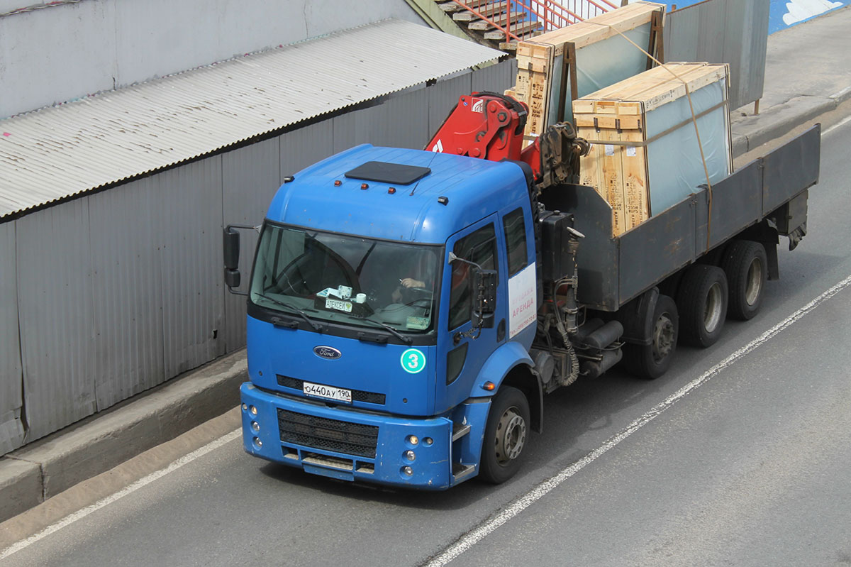 Московская область, № О 440 АУ 190 — Ford Cargo ('2003) 3230S