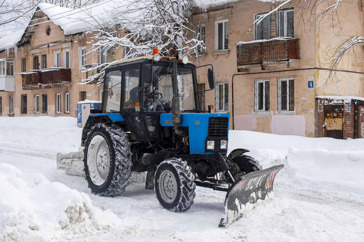 Башкортостан, № 9247 УВ 02 — Беларус-82.1