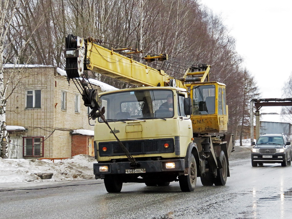 Кировская область, № А 685 ОО 43 — МАЗ-5337 [533700]