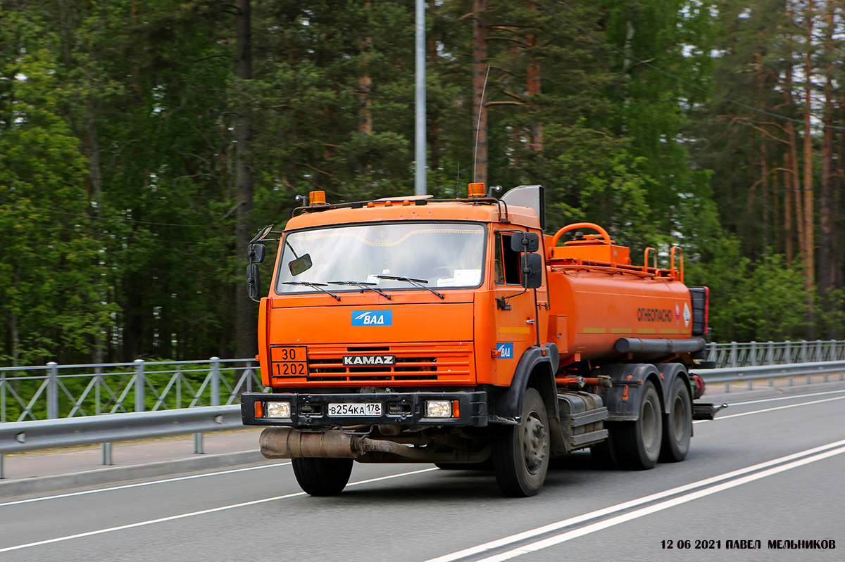 Санкт-Петербург, № В 254 КА 178 — КамАЗ-65115-D3