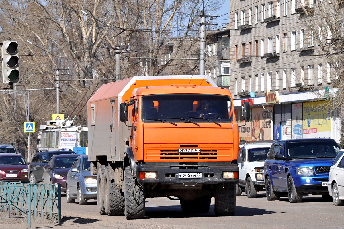 Алтайский край, № С 205 УМ 22 — КамАЗ-43118-15 [43118R]