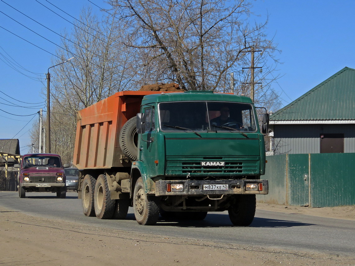 Кировская область, № М 837 КЕ 43 — КамАЗ-65115-01 [65115A]