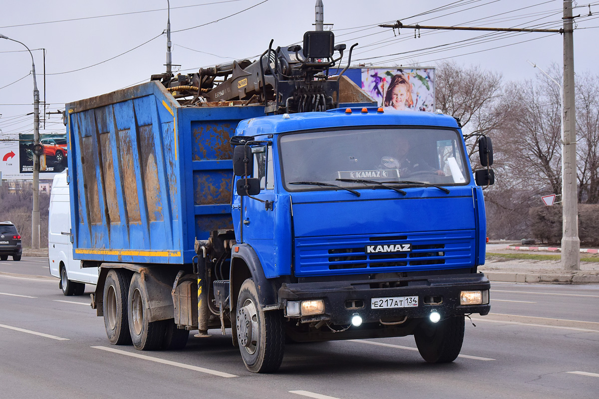 Волгоградская область, № Е 217 АТ 134 — КамАЗ-65115 (общая модель)