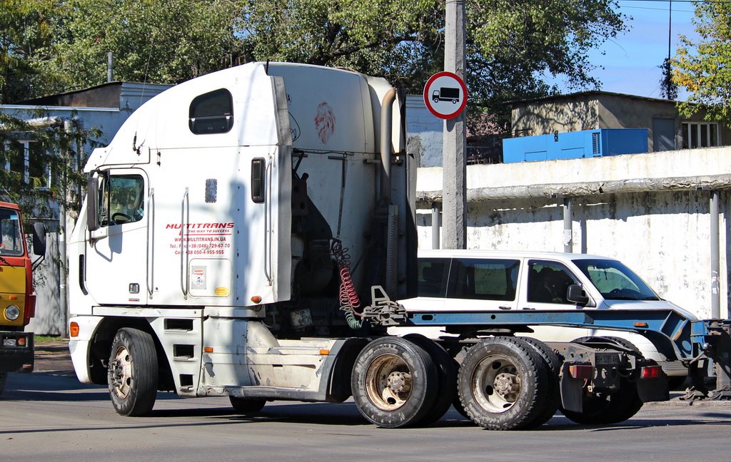 Одесская область, № ВН 5285 АС — Freightliner Argosy