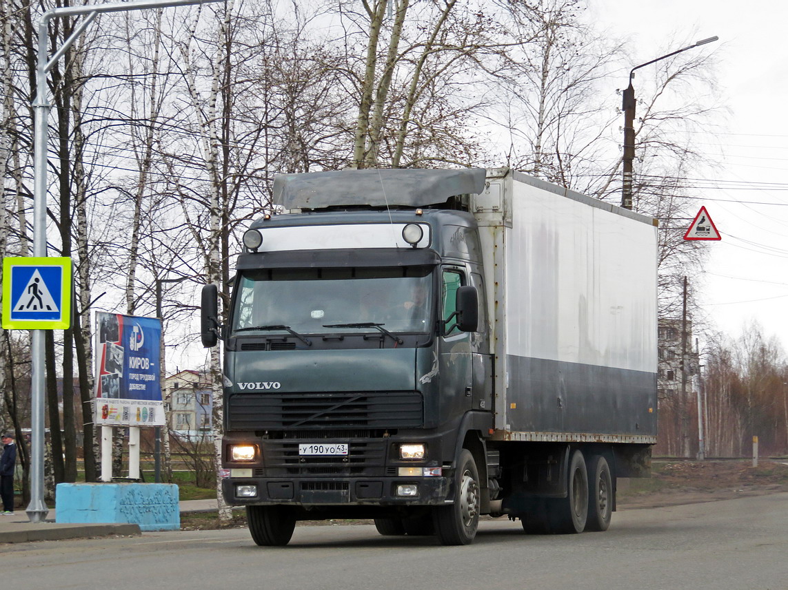 Кировская область, № У 190 УО 43 — Volvo ('1993) FH12.420