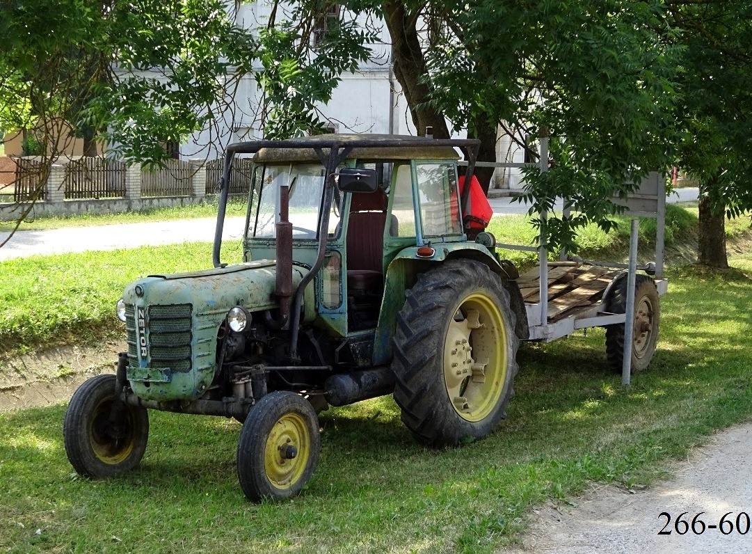 Словакия, № RA-597AC — Zetor 3011