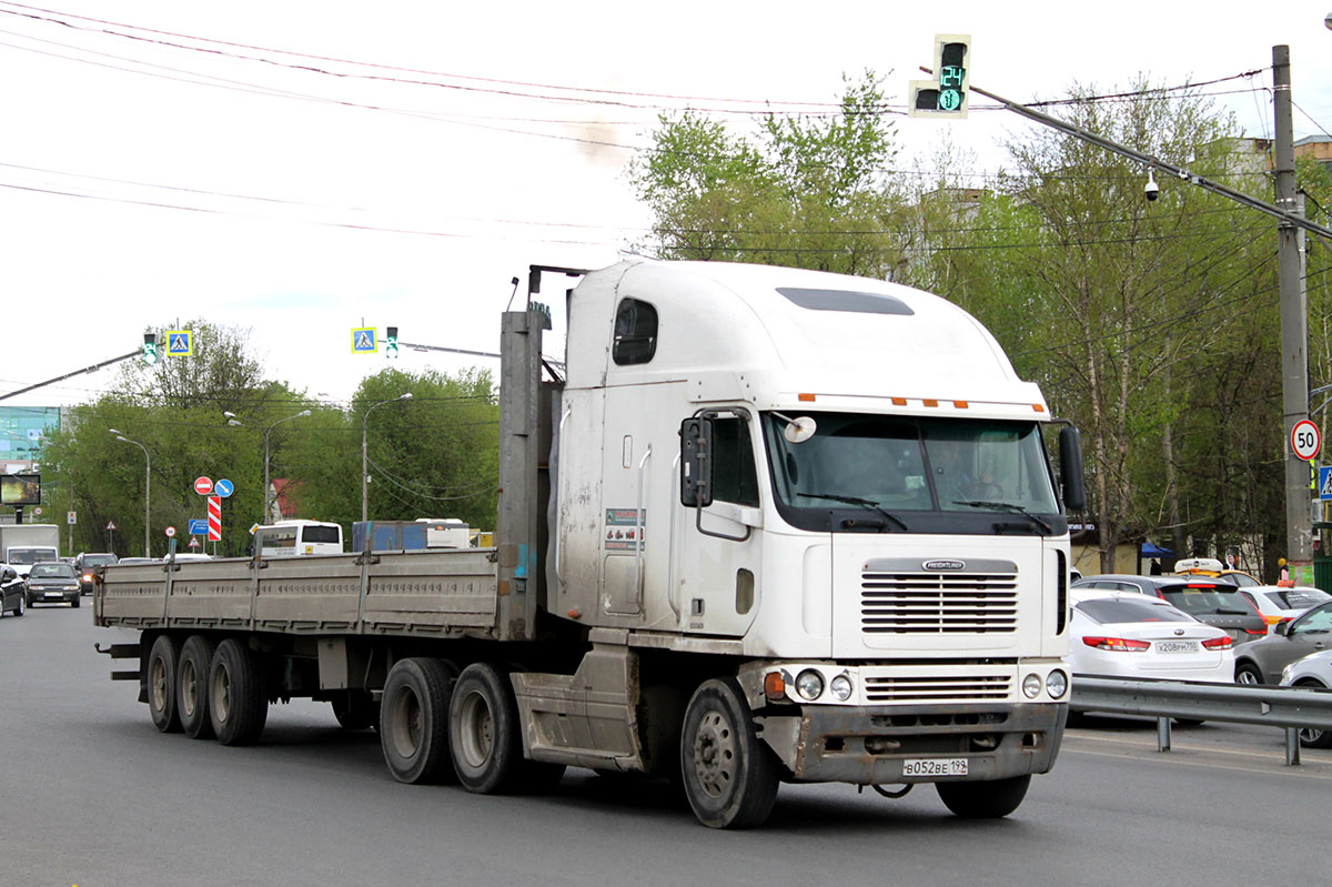 Москва, № В 052 ВЕ 199 — Freightliner Argosy