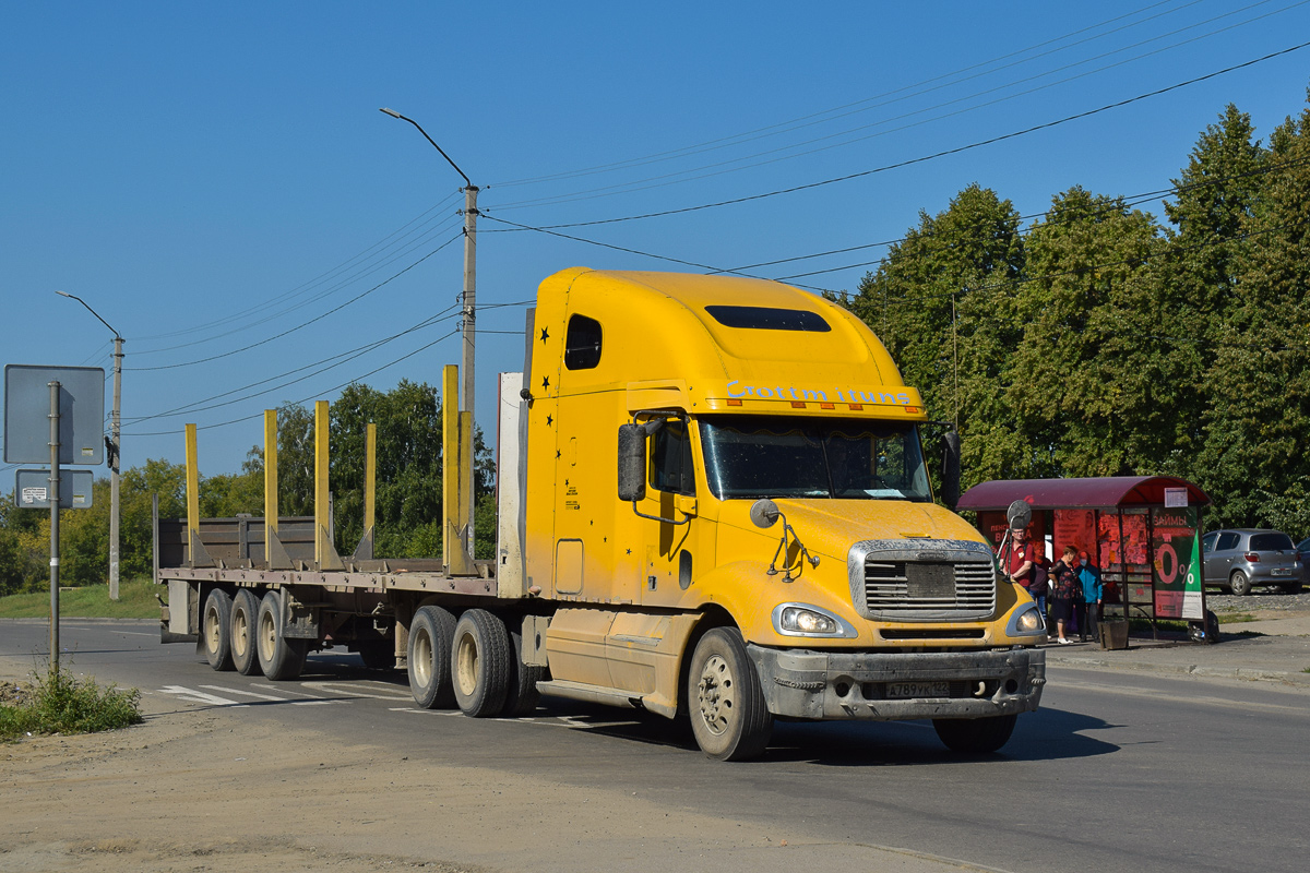 Алтайский край, № А 789 УК 122 — Freightliner Columbia