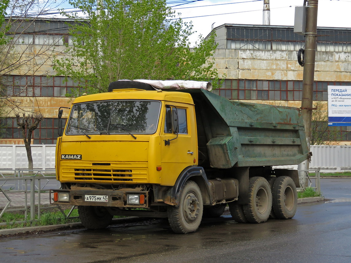 Кировская область, № А 975 МК 43 — КамАЗ-55111 [551110]