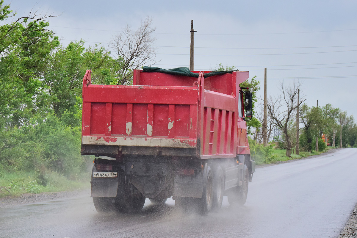 Волгоградская область, № М 943 АА 134 — Tatra 163 Jamal