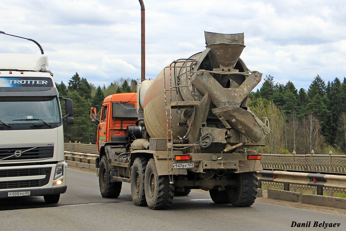 Кировская область, № Х 147 ВУ 123 — КамАЗ-43118-15 [43118R]