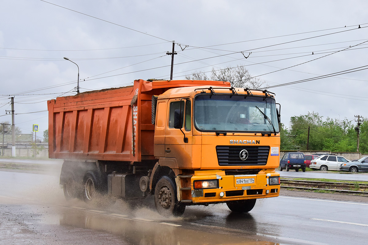 Волгоградская область, № Е 841 ВЕ 134 — Shaanxi Shacman F2000 SX325x