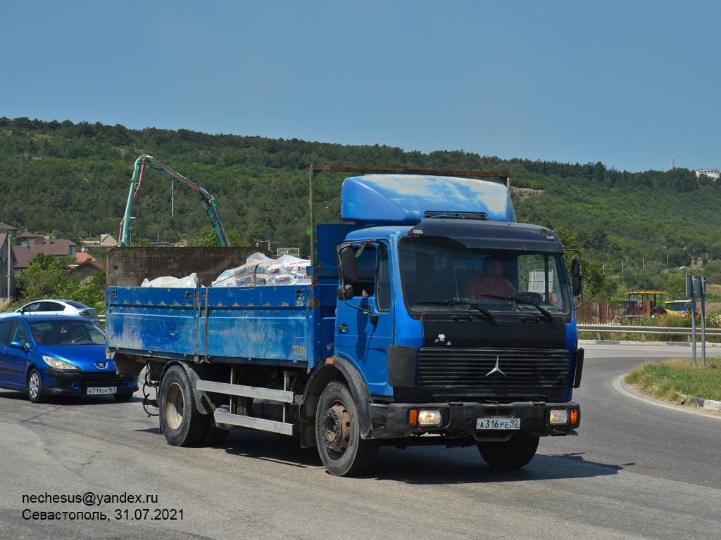 Севастополь, № А 316 РЕ 92 — Mercedes-Benz NG (общ. мод.)