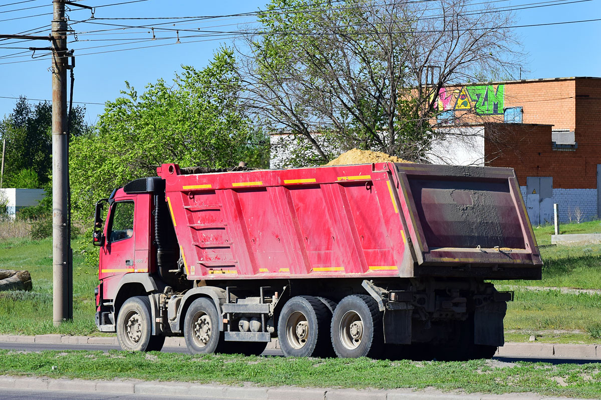 Волгоградская область, № В 515 ЕР 134 — Volvo ('2013) FMX.460 [X9P]