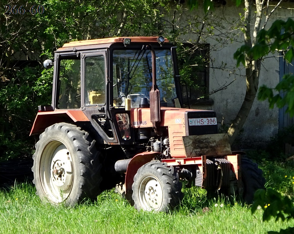 Венгрия, № YHS-306 — Беларус-820