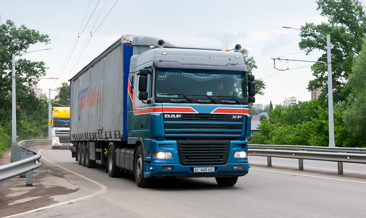 Киргизия, № 01 645 ADJ — DAF XF95 FT