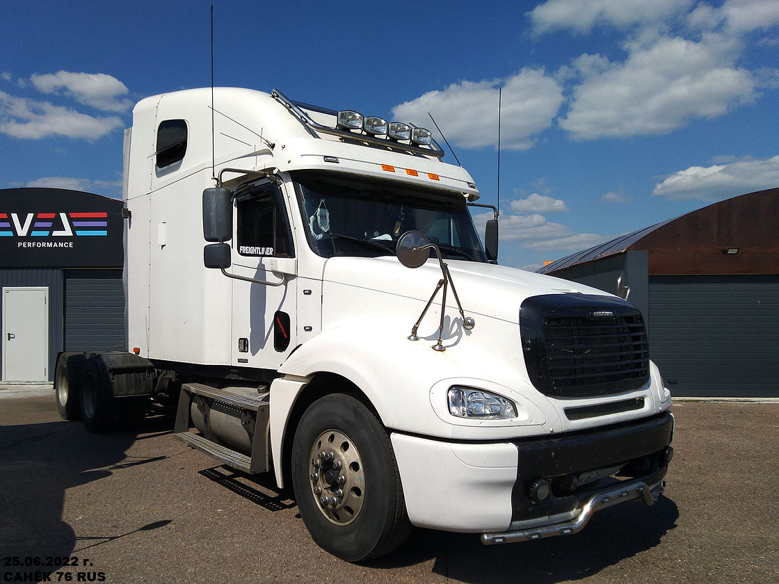 Архангельская область, № К 626 ХР 29 — Freightliner Columbia; Московская область — Фестиваль Truckfest 2022 — июнь