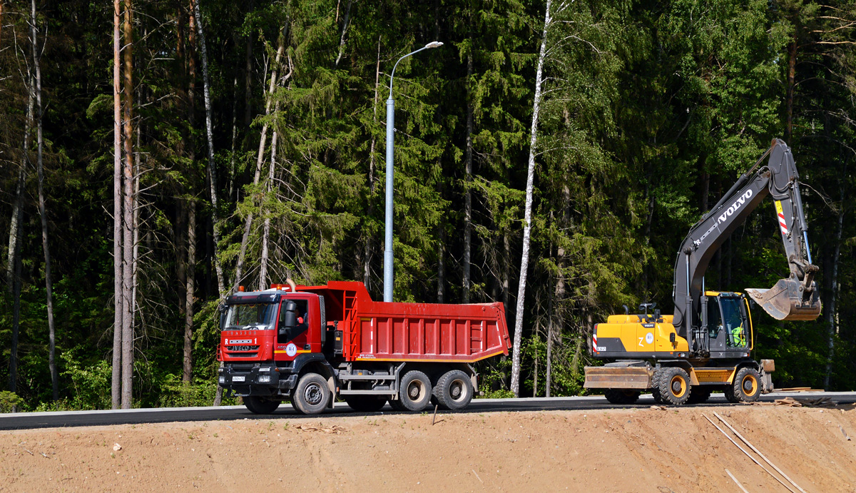 Москва, № В 340 РН 197 — IVECO Trakker ('2007)