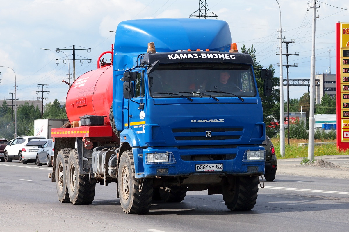 Ханты-Мансийский автоном.округ, № В 581 ММ 186 — КамАЗ-43118 (общая модель)