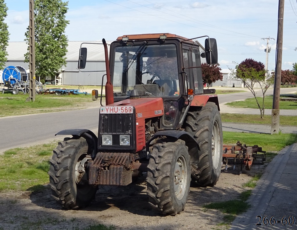 Венгрия, № YHU-560 — Беларус-820.2