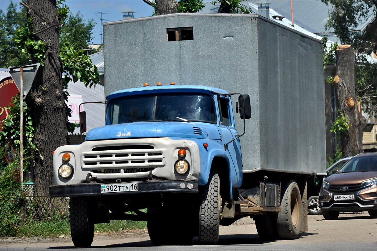 Восточно-Казахстанская область, № 902 TTA 16 — ЗИЛ-431810