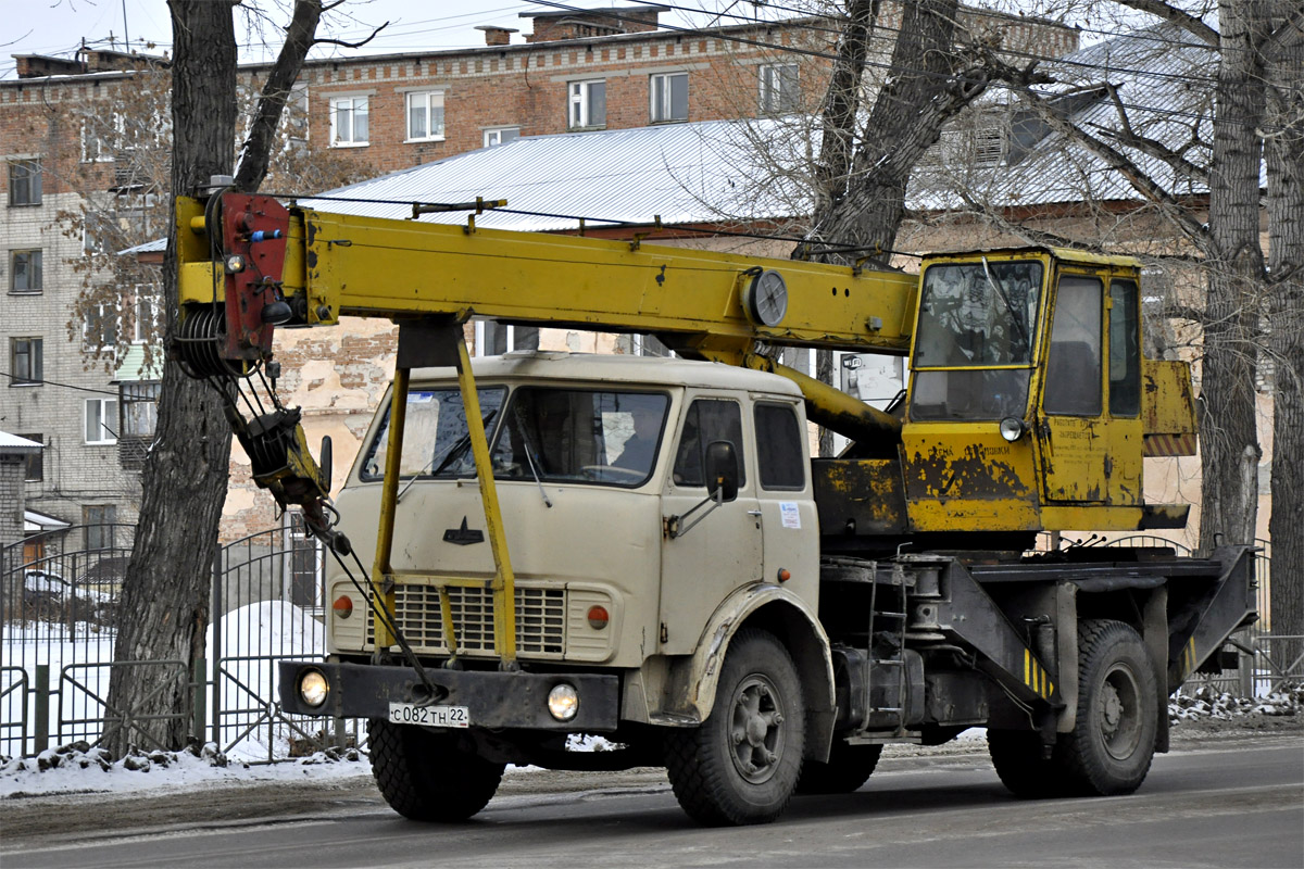 Алтайский край, № С 082 ТН 22 — МАЗ-5334