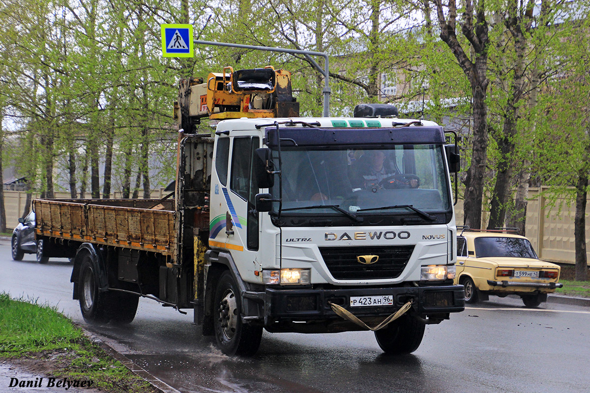 Кировская область, № Р 423 АН 96 — Daewoo Novus