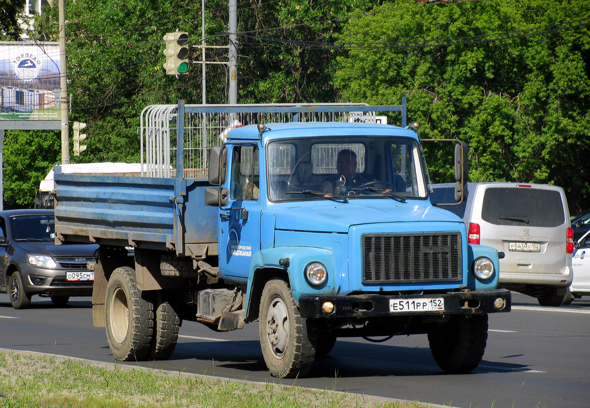 Нижегородская область, № Е 511 РР 152 — ГАЗ-3309