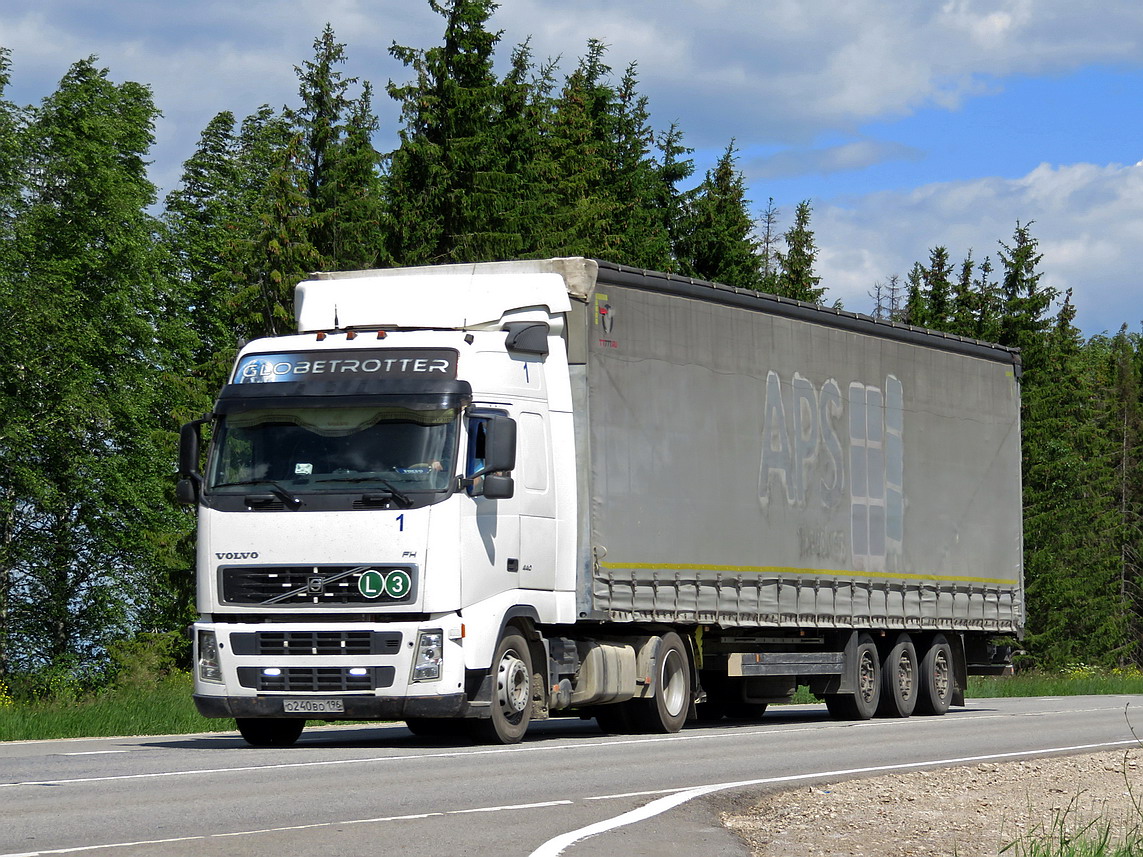 Свердловская область, № О 240 ВО 196 — Volvo ('2002) FH12.440