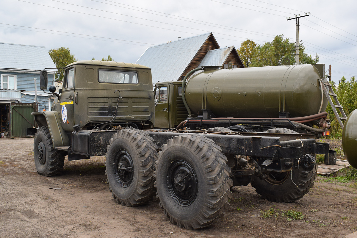 Алтайский край, № В 320 СС 122 — Урал-4320-10