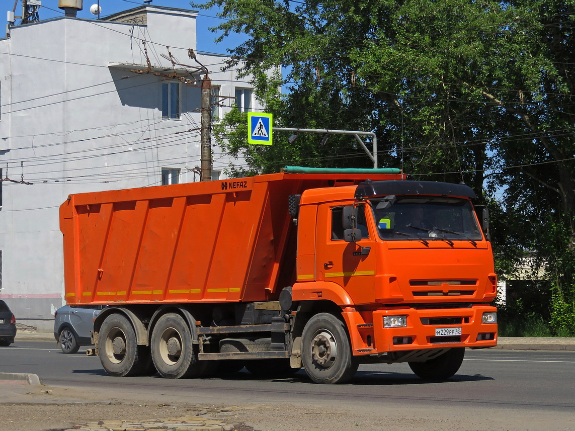 Кировская область, № М 229 РР 43 — КамАЗ-6520-43