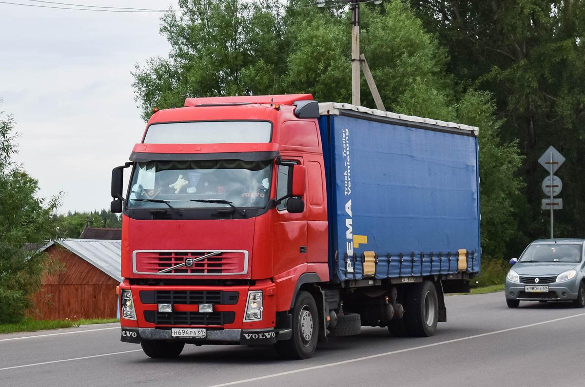 Тверская область, № Н 694 РА 69 — Volvo ('2008) FH.400