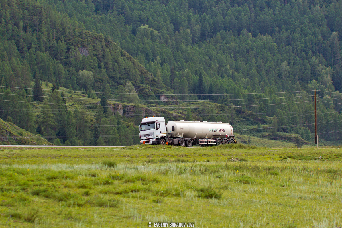 Алтайский край, № О 451 ХА 22 — Renault Premium Lander [X9P]