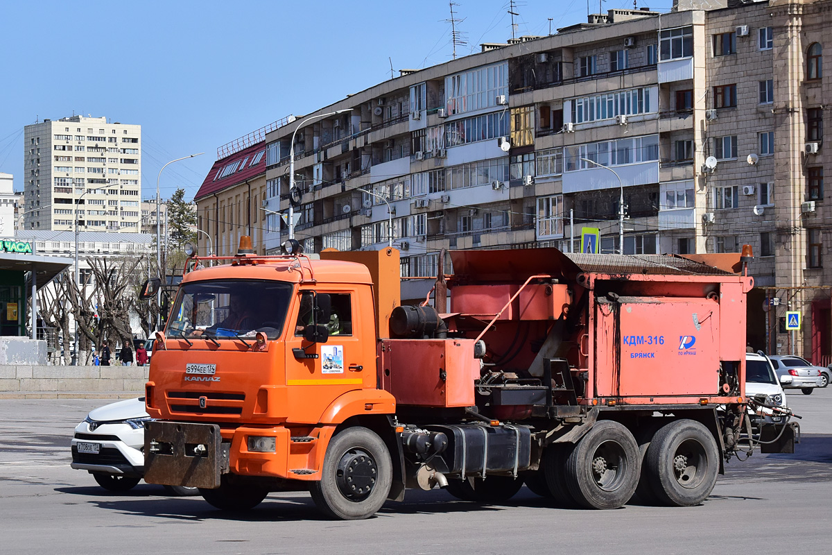 Волгоградская область, № В 994 ЕЕ 134 — КамАЗ-65115-A4