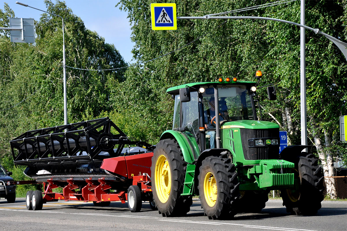 Алтайский край, № 3298 АР 22 — John Deere 6110B