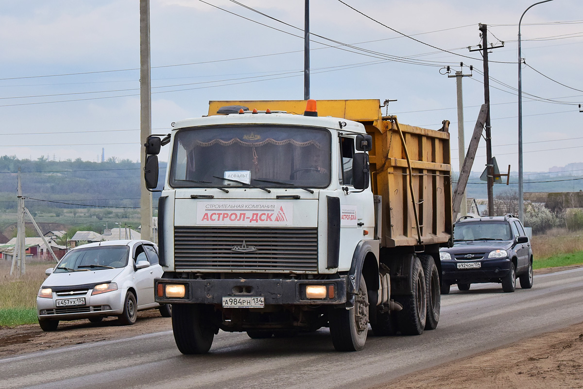 Волгоградская область, № А 984 РН 134 — МАЗ-551605