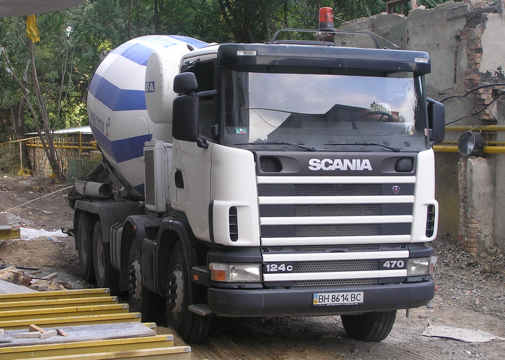 Одесская область, № ВН 8614 ВС — Scania ('1996) R124C