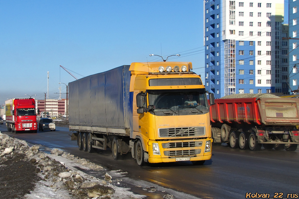 Алтайский край, № Е 060 РА 22 — Volvo ('2002) FH12.480