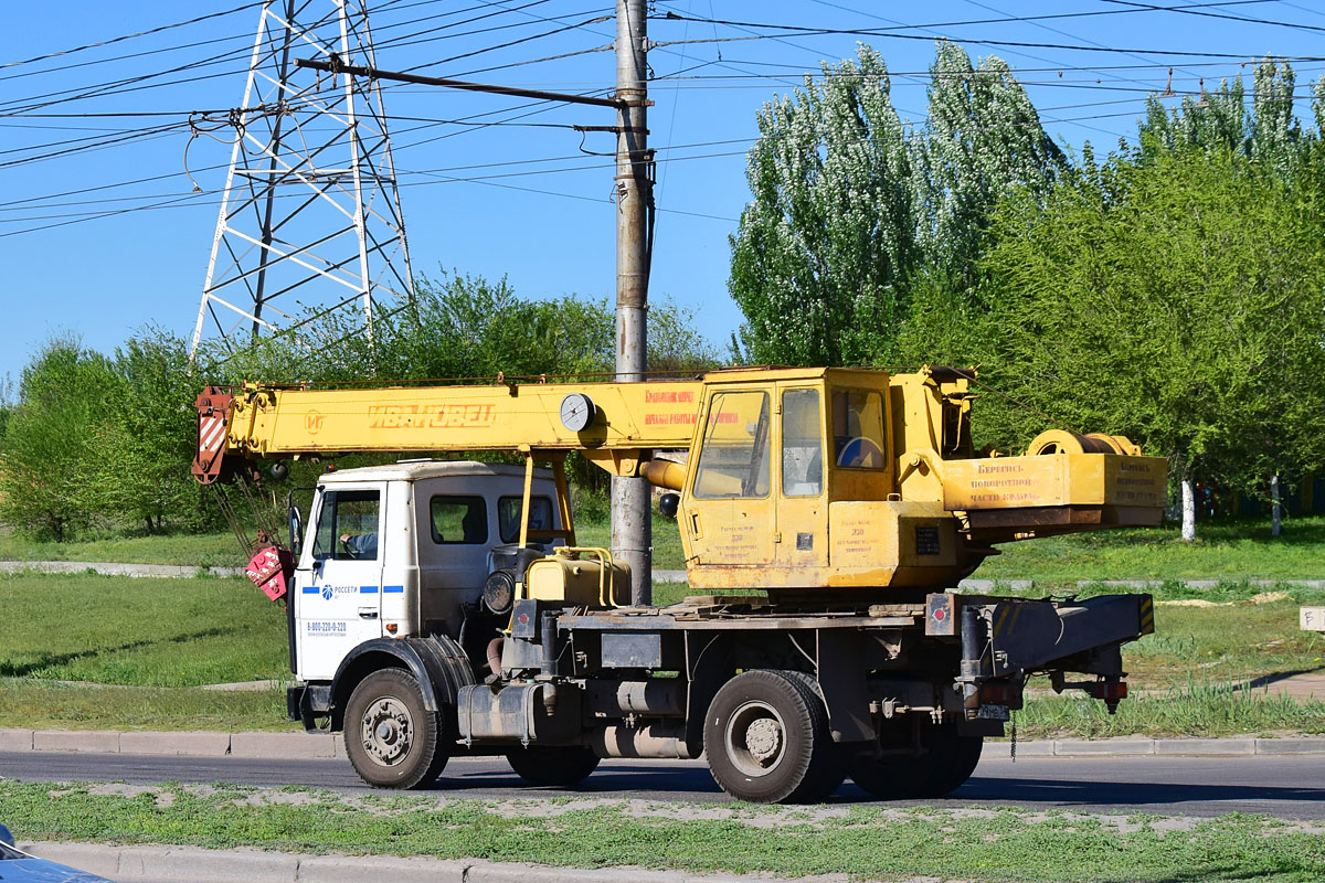 Волгоградская область, № У 709 МВ 34 — МАЗ-533702