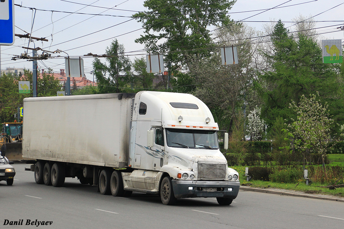 Челябинская область, № С 787 ХК 174 — Freightliner Columbia